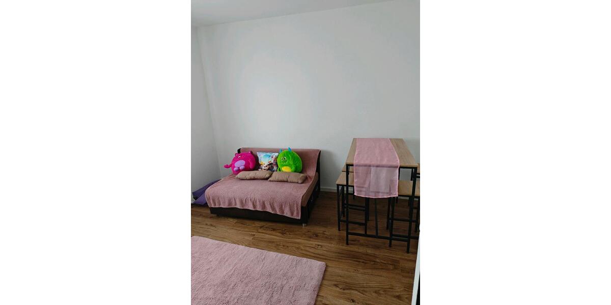 Etagenwohnung Burghausen - 4 Zimmer, 84 m&sup2;, 1.500&euro; | Angebot:26366359