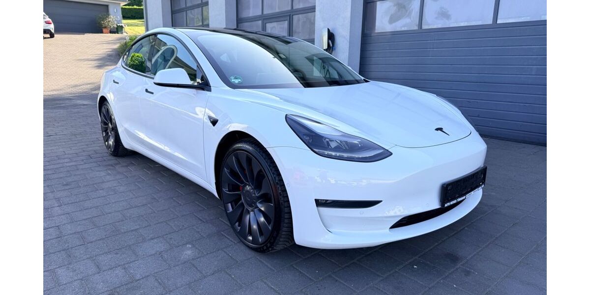 Tesla Model 3 119.100 km 26.950 &euro; Tünsdorf 66693