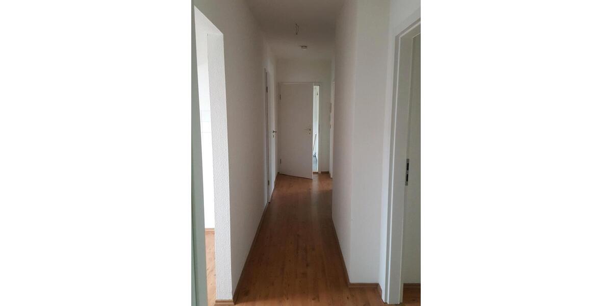 Dachgeschoßwohnung Magdeburg Leipziger Straße - 3 Zimmer, 67 m&sup2;, 135.000&euro; | Angebot:26034118