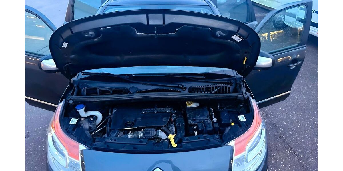 Citroen C3 Picasso 102.000 km 7.500 &euro; Nördlingen 86720