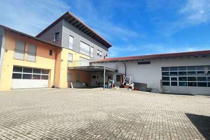 Halle in Hemau 1.247.000 € 556.7 m² zimmer