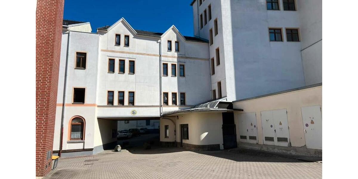Etagenwohnung Lengenfeld - 2 Zimmer, 83 m&sup2;, 455&euro; | Angebot:26059550