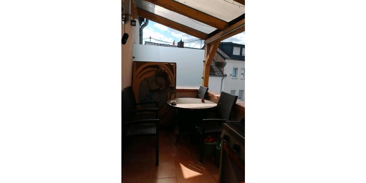 Einfamilienhaus Saarlouis - 7 Zimmer, 115 m&sup2;, 175.000&euro; | Angebot:26883403