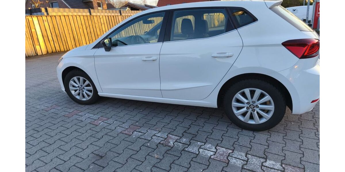 Seat Ibiza 51.300 km 11.000 &euro; Papenburg 26871