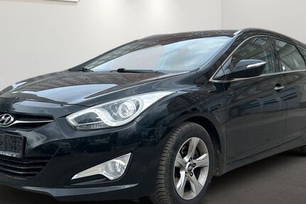 Hyundai i40 244.716 km 4.199 &euro; Berlin 12681