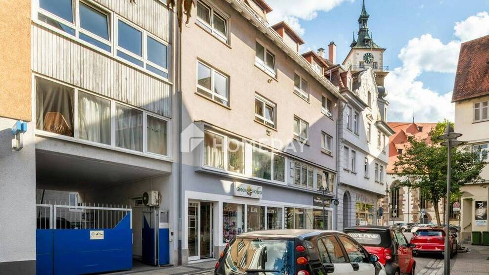 Lichtdurchflutete Dachgeschoßwohnung mit 3 Zimmern in ruhiger Zentrumslage