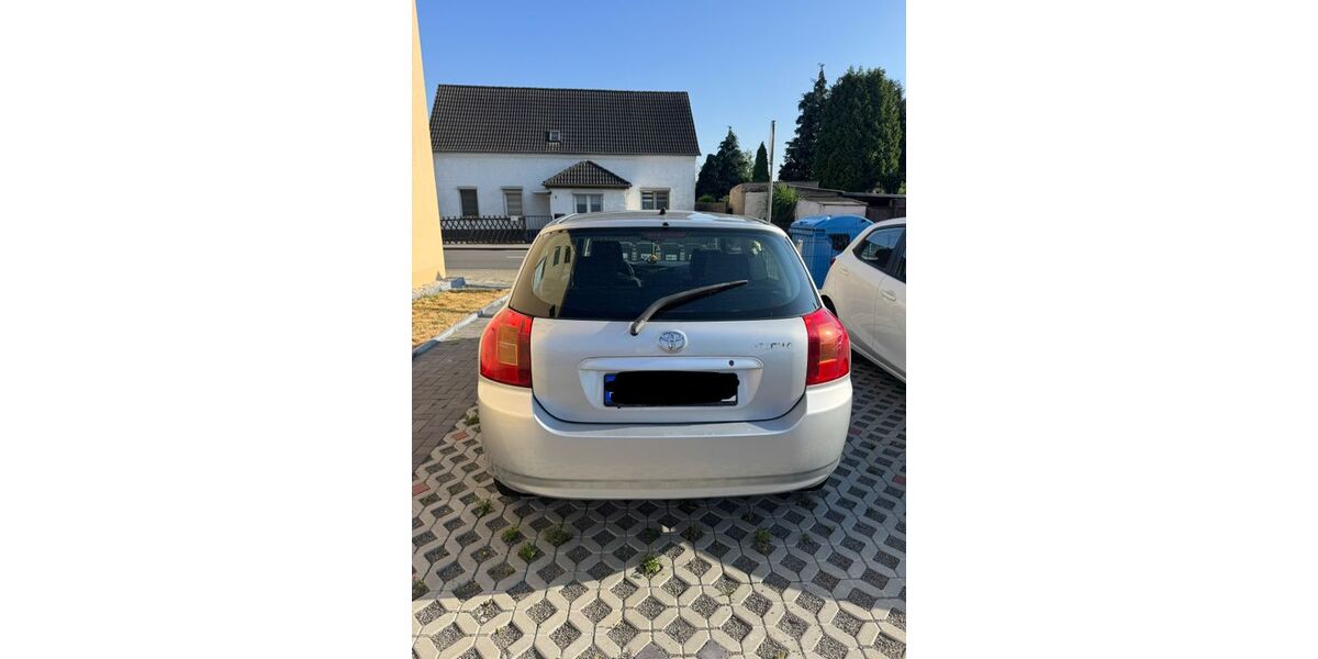 Toyota Corolla 120.000 km 3.000 &euro; Jesewitz 04838