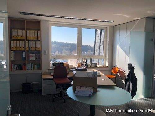 Gewerbeobjekt Schöneck / Oberdorfelden Büdesheim - 4 Zimmer, 144 m&sup2;, 1.000&euro; | Angebot:23043854