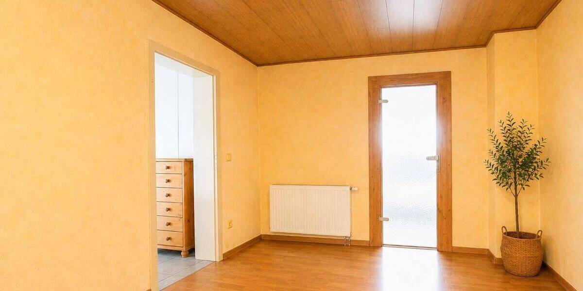 Etagenwohnung Gernsheim - 5 Zimmer, 110 m&sup2;, 320.000&euro; | Angebot:26879691