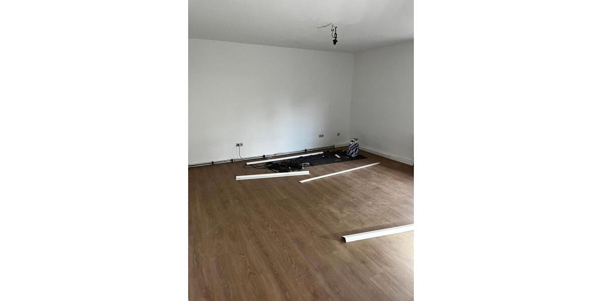 Etagenwohnung Löwenberger Land - 4 Zimmer, 90 m&sup2;, 900&euro; | Angebot:26679697