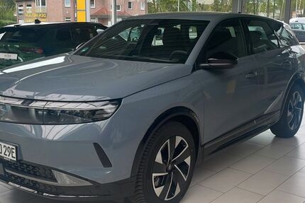 Opel Grandland (X) 2.900 km 39.990 &euro; Telgte 48291