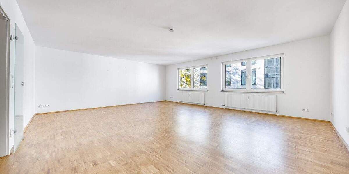 Großzügige Familienwohnung fußläufig zur Lorettostraße - modern und sehr gepflegt 4 zimmer