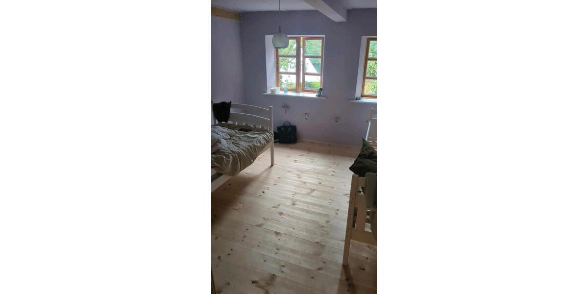 Einfamilienhaus Süderlügum - 7 Zimmer, 200 m&sup2;, 100.000&euro; | Angebot:26122703