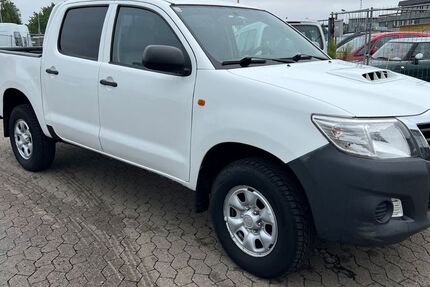 Toyota Hilux 270.000 km 10.900 € Nürnberg 90431