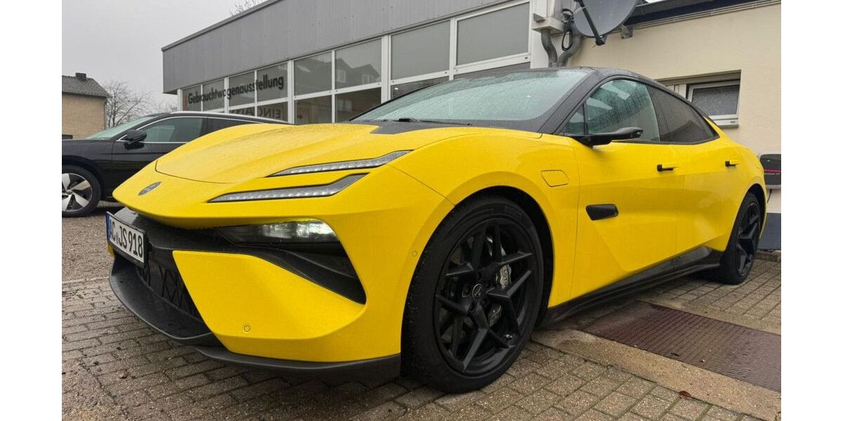 Lotus Emeya 5.000 km 137.980 € Eschweiler 52249