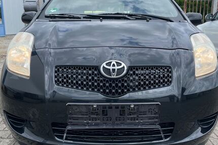 Toyota Yaris 216.000 km 1.650 € Pfedelbach 74629
