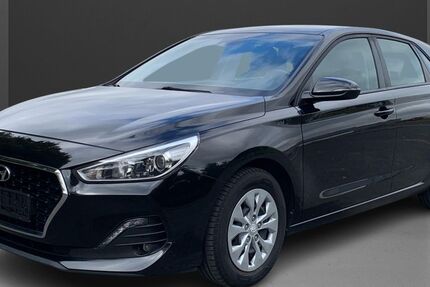 Hyundai i30 68.775 km 11.900 € Bergheim 50126