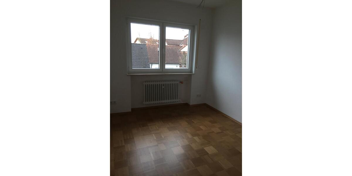 Etagenwohnung Karlstein am Main - 5 Zimmer, 105 m&sup2;, 1.200&euro; | Angebot:26704320