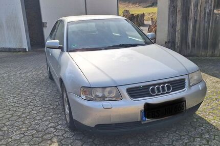 Audi A3 160.600 km 1.450 &euro; Wiesenttal 91346