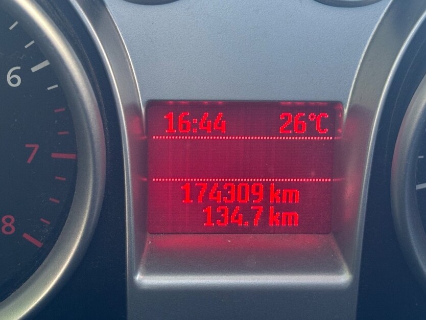 Ford C-Max 174.309 km 1.700 € Winnenden 71364