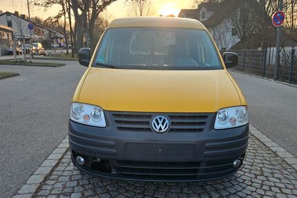 VW Caddy 169.957 km 4.900 &euro; Gilching 82205