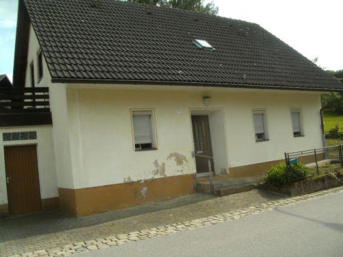 Einfamilienhaus Winklarn - 6 Zimmer, 130 m&sup2;, 59.900&euro; | Angebot:26439474