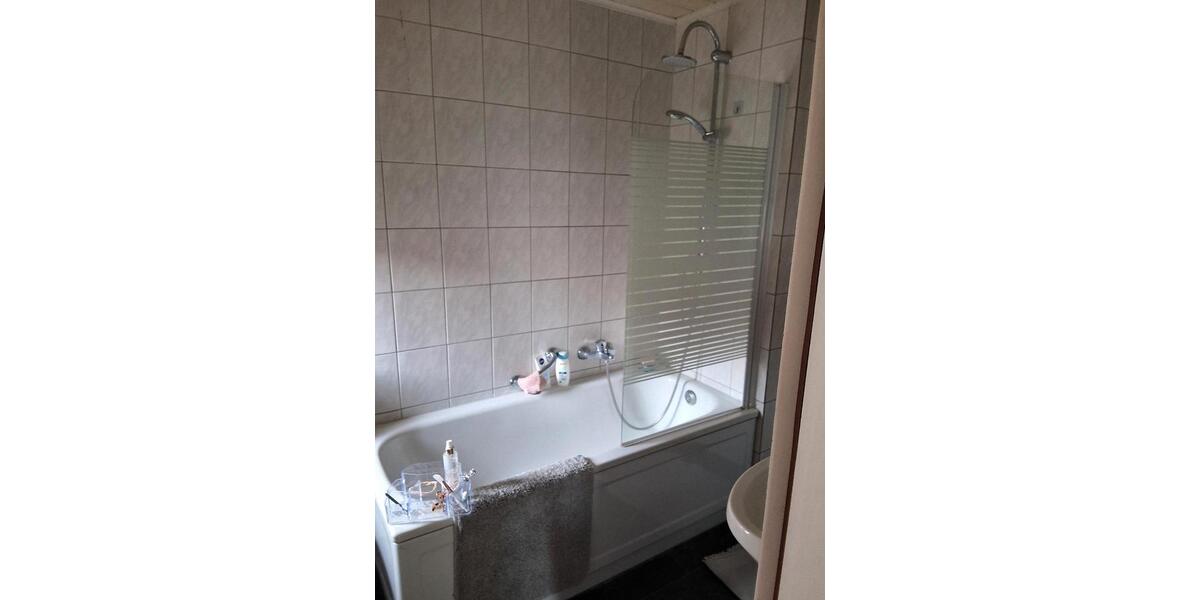 Etagenwohnung Neustadt (Hessen) - 4 Zimmer, 80 m&sup2;, 585&euro; | Angebot:26354946