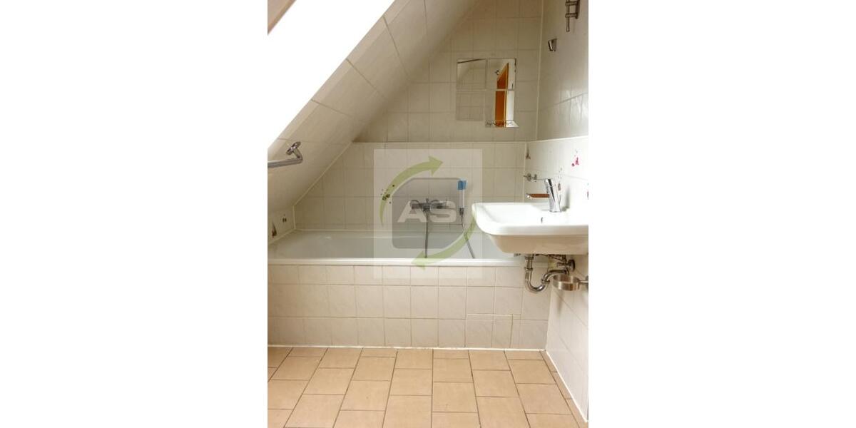 Dachgeschoßwohnung Wilkau-Haßlau Haßlau - 3 Zimmer, 50 m&sup2;, 349&euro; | Angebot:26134443
