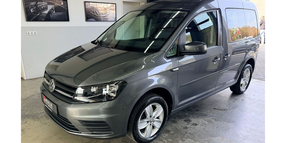 VW Caddy 75.900 km 22.500 &euro; Krumbach 86381