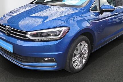 VW Touran 66.760 km 28.880 &euro; Lübeck 23560