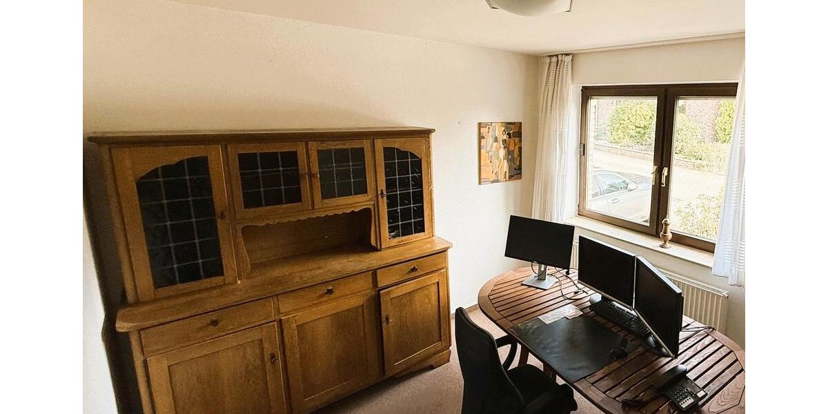 Einfamilienhaus Hückelhoven - 7 Zimmer, 210 m&sup2;, 490.000&euro; | Angebot:25992369
