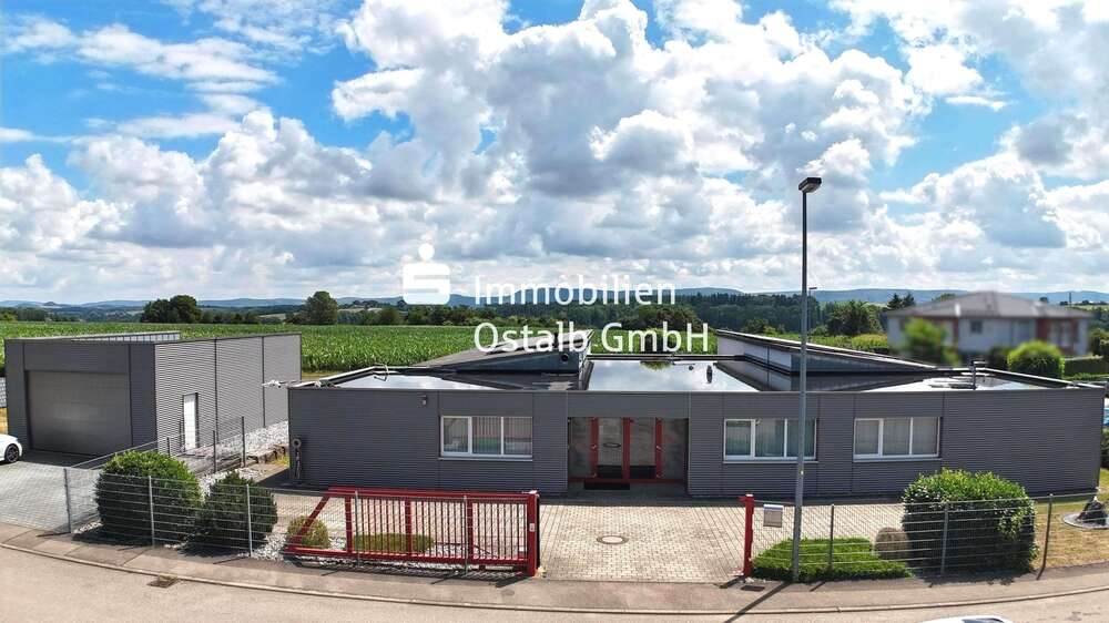 Büro in Göggingen 595.000 € 640 m² zimmer