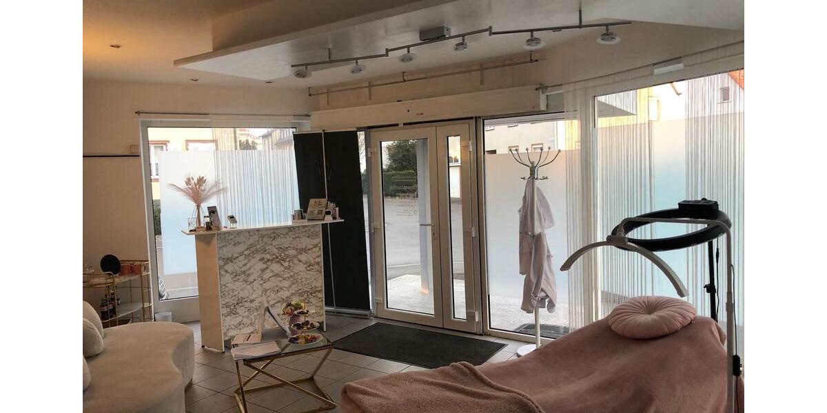 Gewerbeobjekt Trossingen - 700&euro; | Angebot:26469983