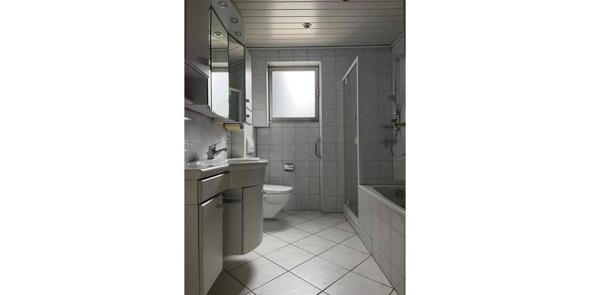 Einfamilienhaus Bad Sobernheim - 4 Zimmer, 173 m&sup2;, 1.300&euro; | Angebot:25741736