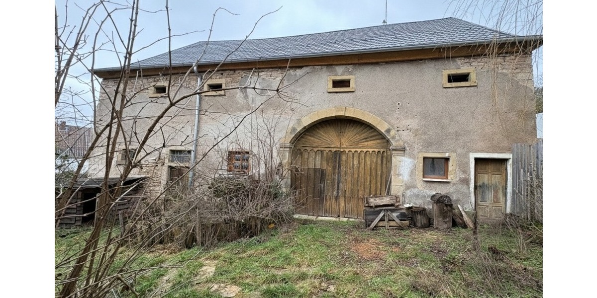 Charmantes, denkmalgeschütztes Einfamilienhaus mit Privatsphäre und Naturanschluss - Einfamilienhaus Niederalben | Angebot:25363338
