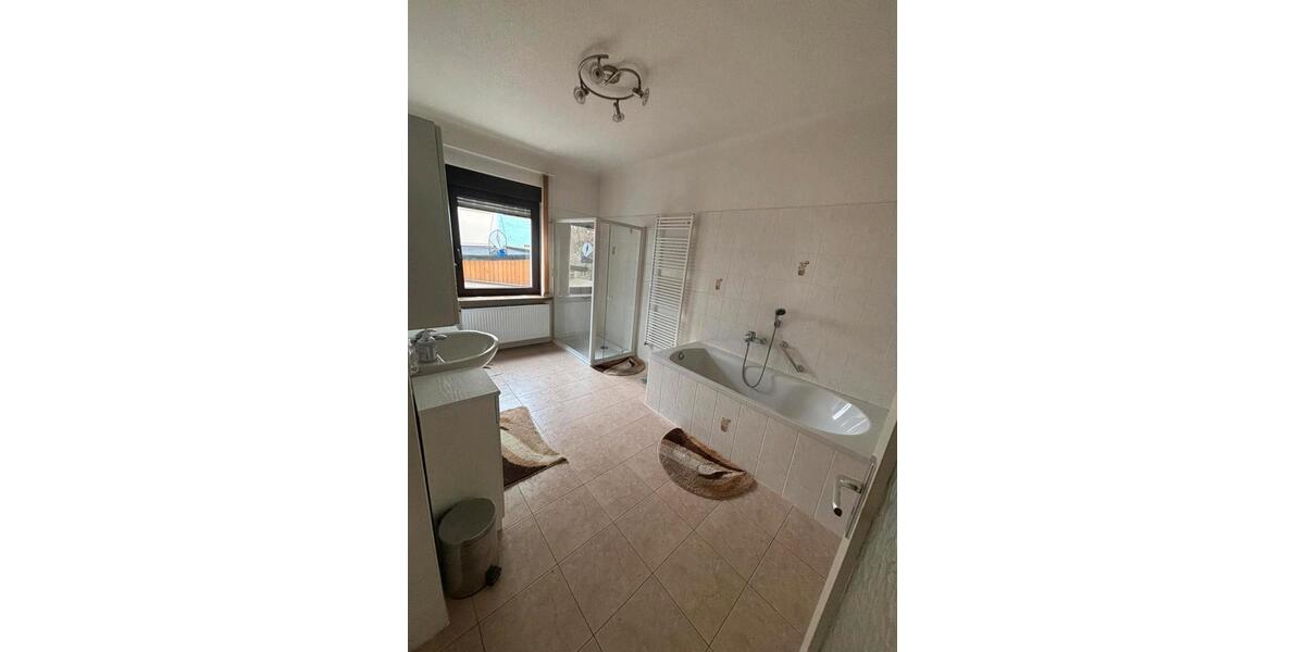 Erdgeschoßwohnung Waltershausen - 2 Zimmer, 56 m&sup2;, 450&euro; | Angebot:25942195