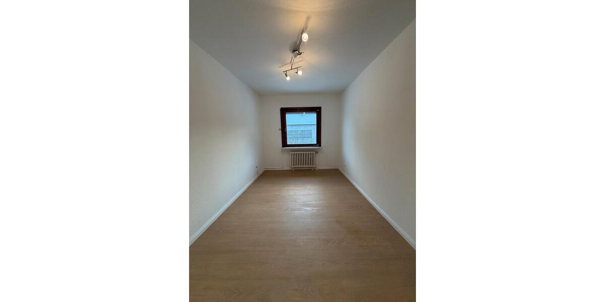 Einfamilienhaus Brunsbüttel - 7.5 Zimmer, 190 m&sup2;, 1.600&euro; | Angebot:25445847