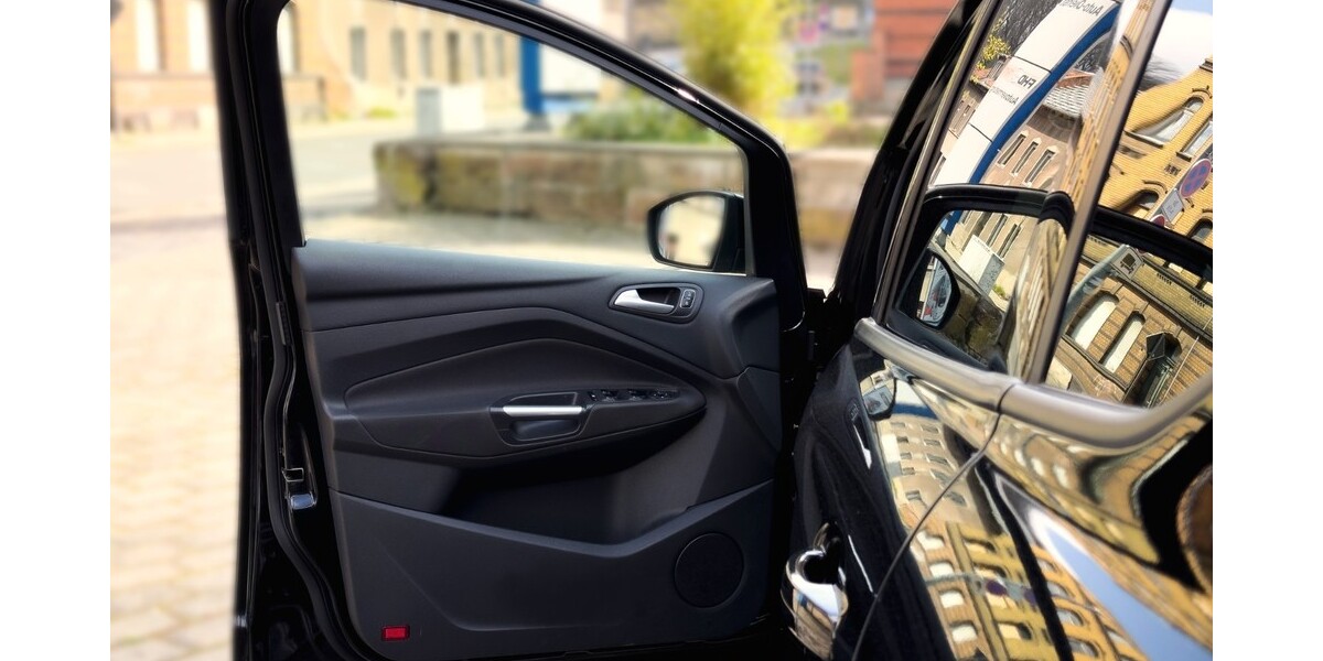 Ford C-Max 89.287 km 15.900 &euro; Weißenfels 06667