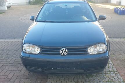 VW Golf 141.500 km 2.800 &euro; Neulußheim 68809