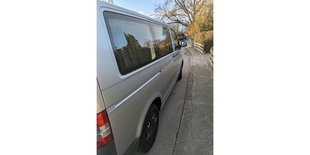 VW T5 Transporter 191.495 km 10.200 &euro; Lübeck 23564
