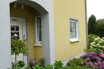 Haus Rheinbach - 5 Zimmer, 130 m&sup2;, 1.350&euro; | Angebot:26344170