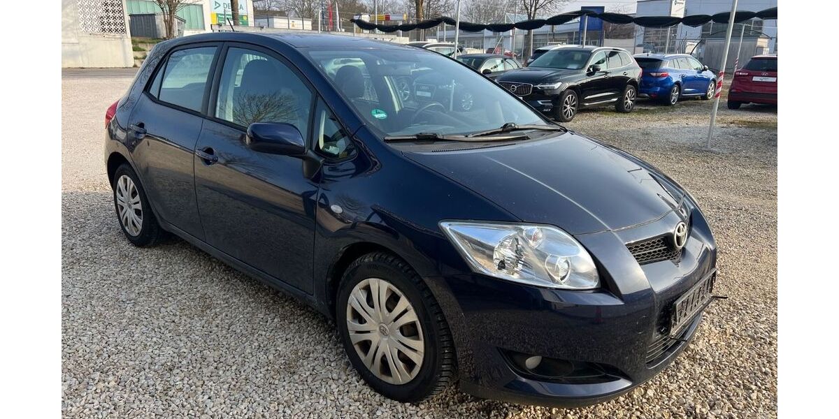 Toyota Auris 237.600 km 2.999 &euro; Langenau 89129