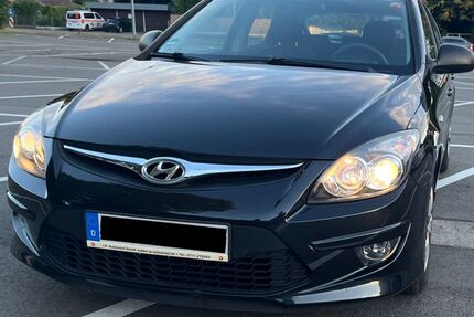 Hyundai i30 144.582 km 6.450 &euro; Geislingen an der Steige 73312