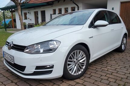 VW Golf 150.000 km 8.490 &euro; Sand 97522