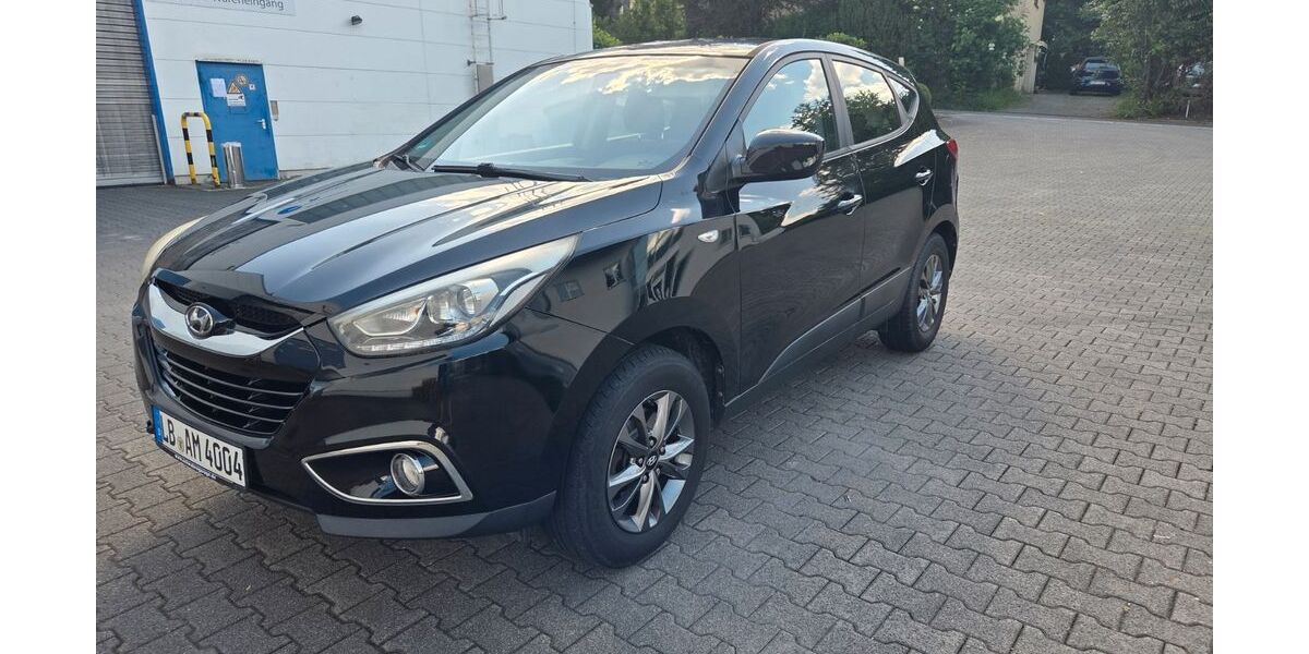 Hyundai ix35 94.000 km 7.850 &euro; Markgröningen 71706