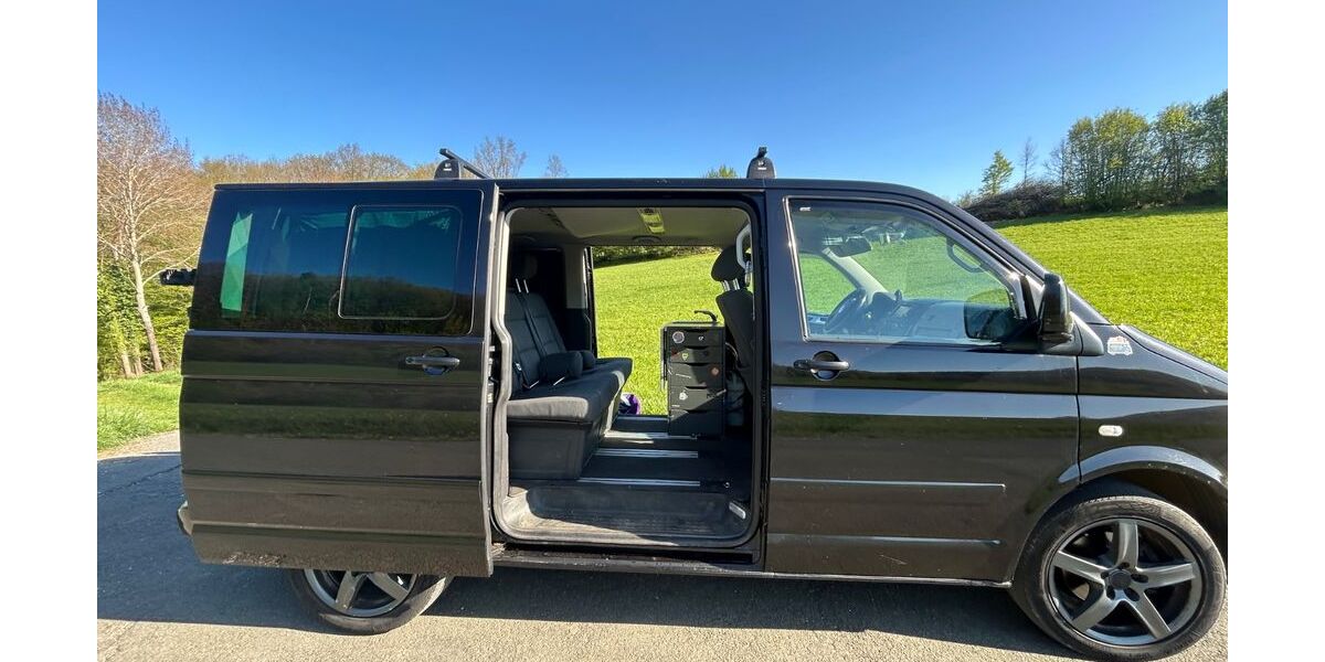 VW T5 Multivan 242.000 km 7.999 &euro; Wiesenttal 91346