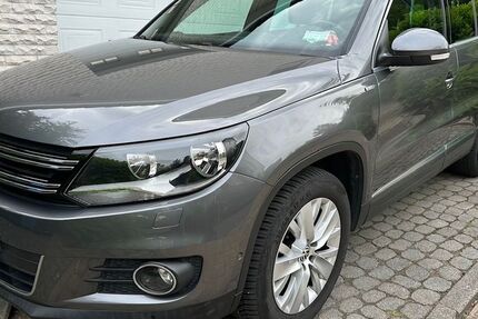 VW Tiguan 158.000 km 12.500 &euro; Reinfeld 23858