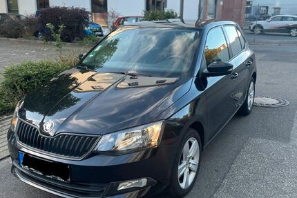 Skoda Fabia 104.000 km 7.200 &euro; Hamburg 22089