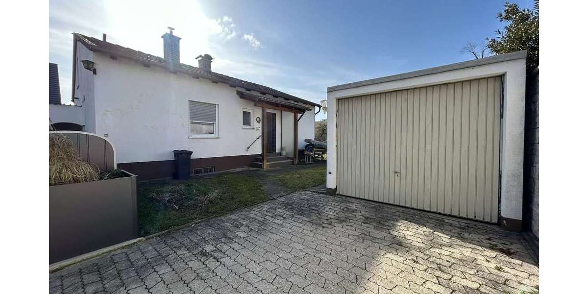 Baugrundstück für Doppelhaus mit 2 Garagen, zentral in Oberschleißheim - Grundstück Oberschleißheim Oberschleißheim | Angebot:26440212