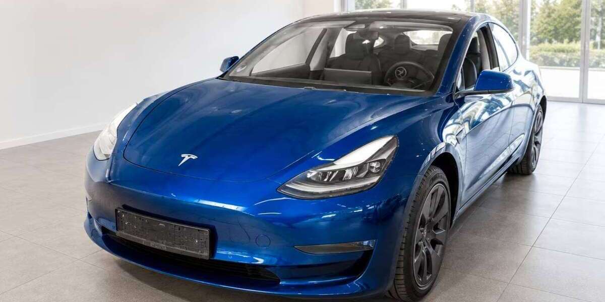 Tesla Model 3 43.861 km 33.450 &euro; Bad Kissingen 97688